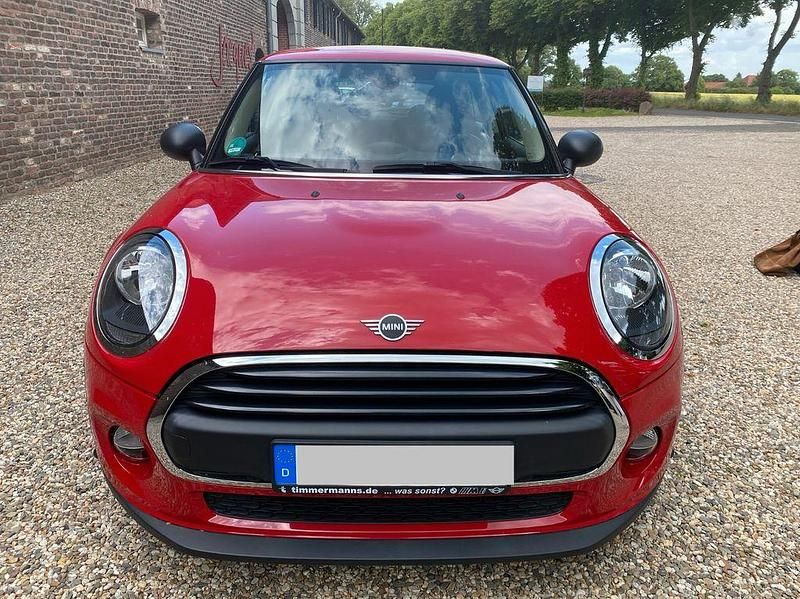Gebraucht Mini ONE Chili 102 PS (75 kW) 2019 Rot Kleinwagen