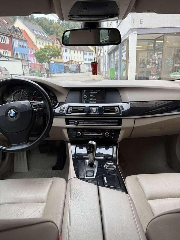 Gebraucht BMW 525 204 PS (150 kW) 2011 Kombi