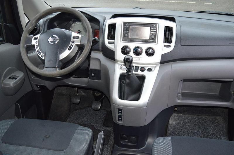 Gebraucht Nissan Evalia Tekna 110 PS (80 kW) 2016 Grau Van / Kleinbus