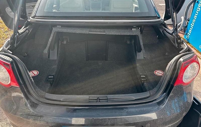 Second-hand VW Eos 200 CP (147 kW) 2008 Negru Cabrio