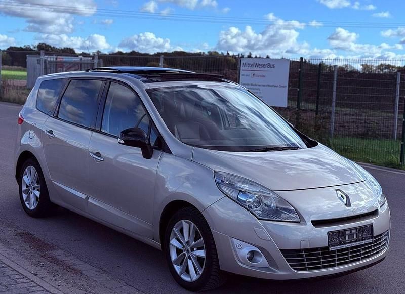 Gold Gebraucht 2011 Renault Scénic III Luxe Van / Kleinbus | 5.500 € (Fairer Preis) - Bild 1/4