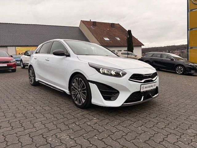 Gebraucht Kia Ceed GT GT-Line 160 PS (117 kW) 2022 Weiß Limousine