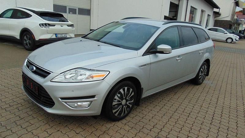 Gebraucht Ford Mondeo Trend 120 PS (88 kW) 2013 Silber Limousine