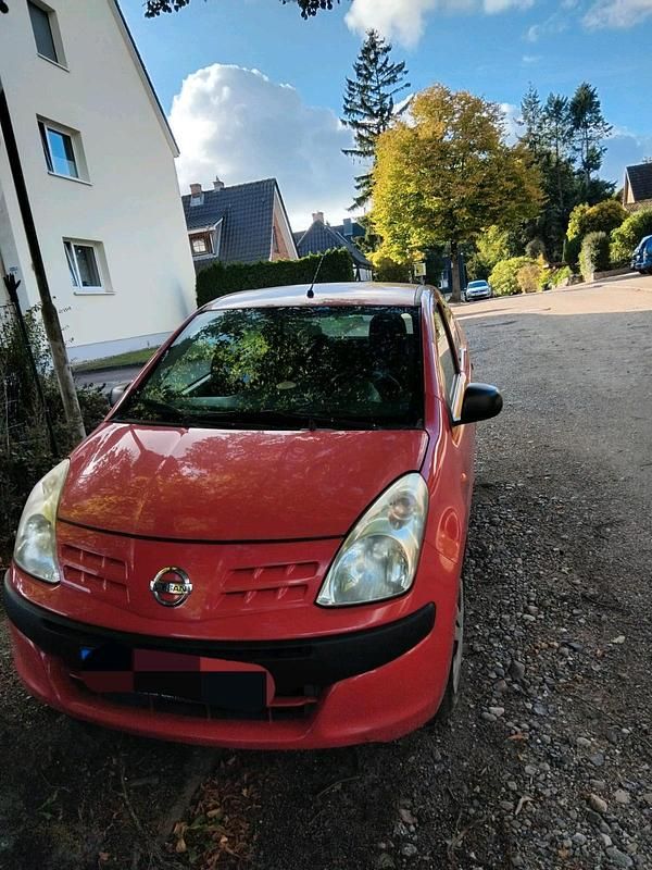 Rot Gebraucht 2010 Nissan Pixo Kleinwagen | 900 € - Bild 1/3