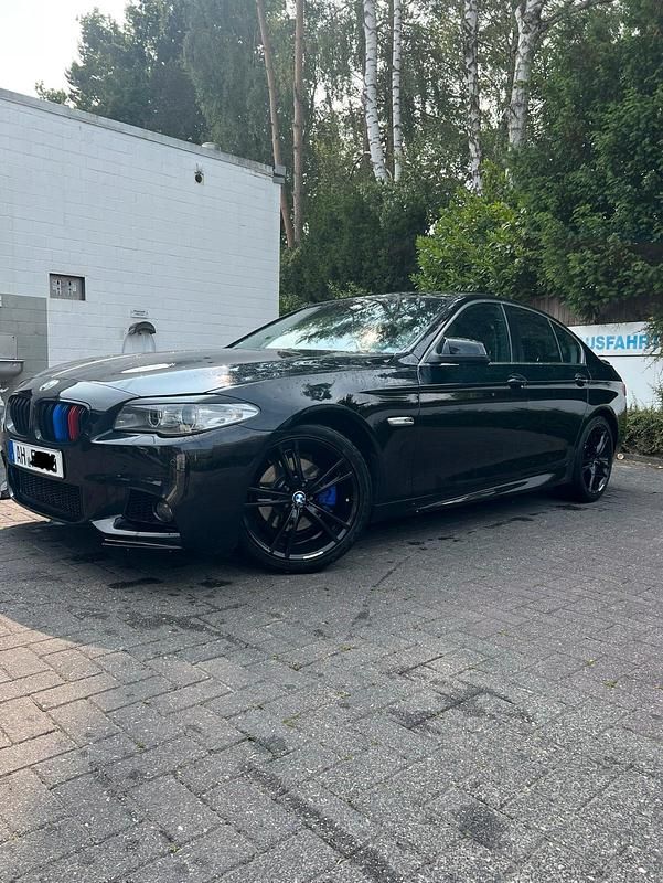 Schwarz Gebraucht 2010 BMW 523 M Sport Limousine | 10.000 € - Bild 1/4