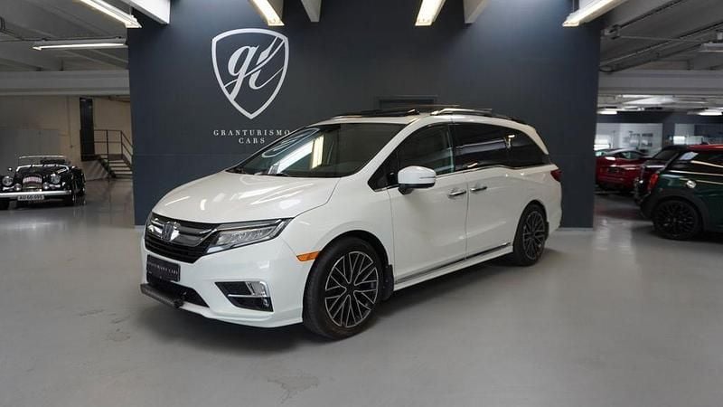 Gebraucht Honda Odyssey 284 PS (208 kW) 2017 Weiß Van / Kleinbus