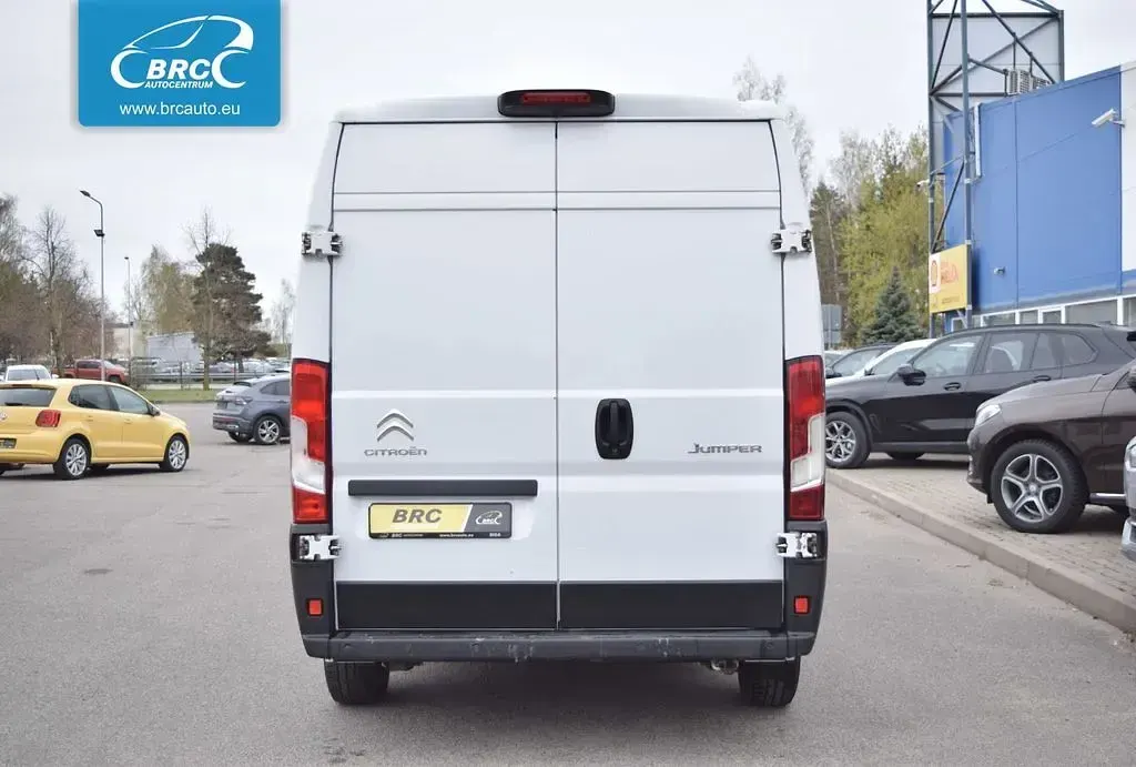 Używany Citroën Jumper 140 KM (102 kW) 2022 Biały Minivan