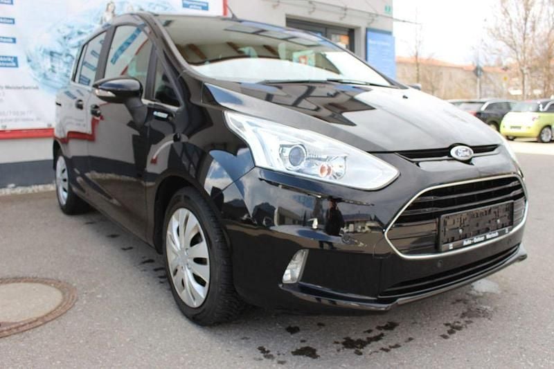 Gebraucht Ford B-MAX Titanium 125 PS (91 kW) 2017 Schwarz Van / Kleinbus