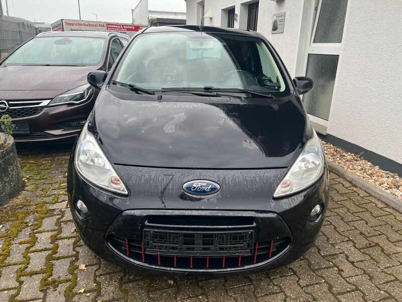 Schwarz Gebraucht 2015 Ford Ka Titanium Kleinwagen | 4.900 € (Etwas zu teuer) - Bild 1/4