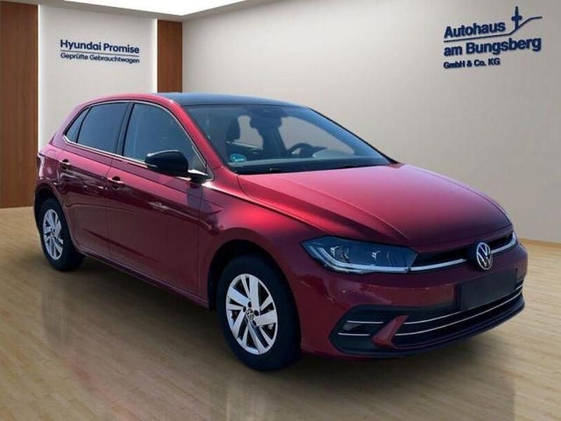 Gebraucht VW Polo Style 95 PS (69 kW) 2023 Rot Limousine