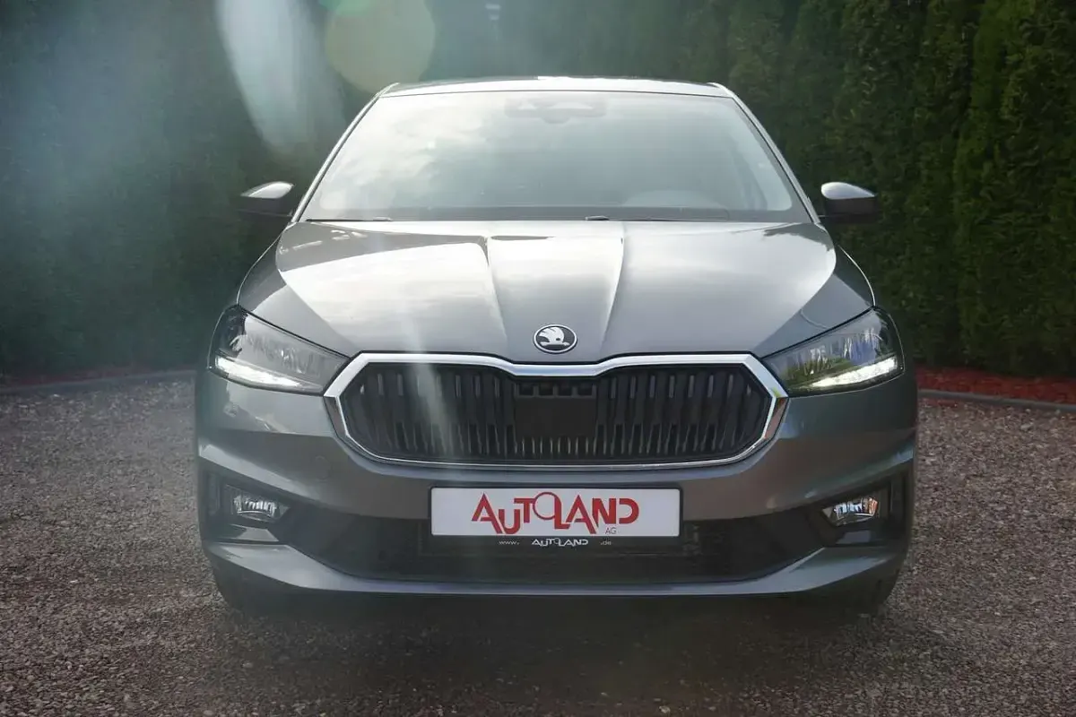 Neu Skoda Fabia 80 PS (58 kW) 2025 Graphitgraumet. Kleinwagen