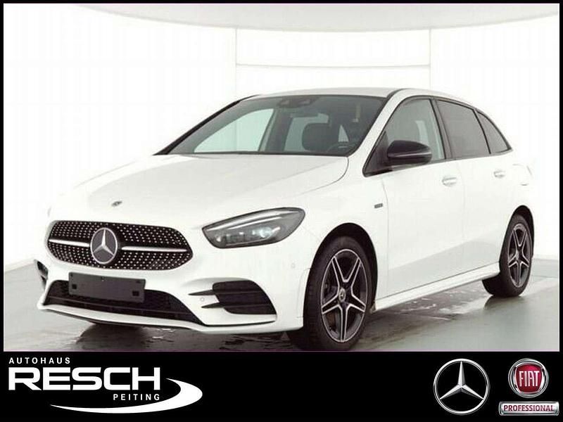 Polarweiß Gebraucht 2020 Mercedes B250e AMG line Van / Kleinbus | 29.900 € (Fairer Preis) - Bild 1/4