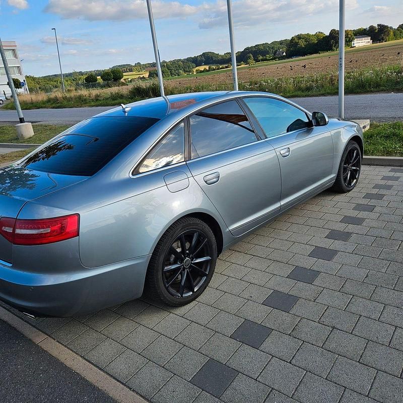 Gebraucht Audi A6 Sport 190 PS (139 kW) 2010 Grau Limousine