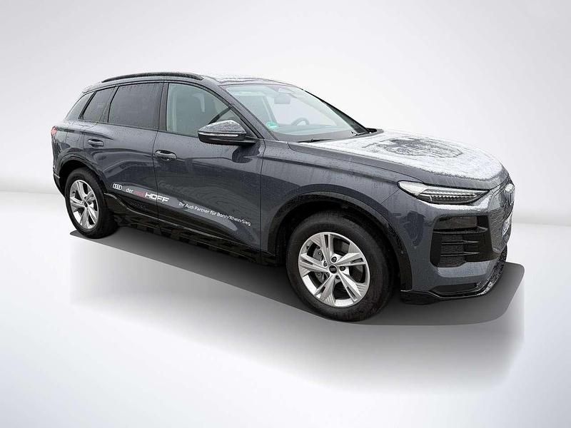 Gebraucht Audi Q6 e-tron Ambiente 185 kW (252 PS) 2025 Magnetgrau SUV