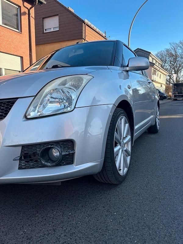 Silber Gebraucht 2008 Suzuki Swift Sport Kleinwagen | 2.000 € (Guter Preis) - Bild 1/4
