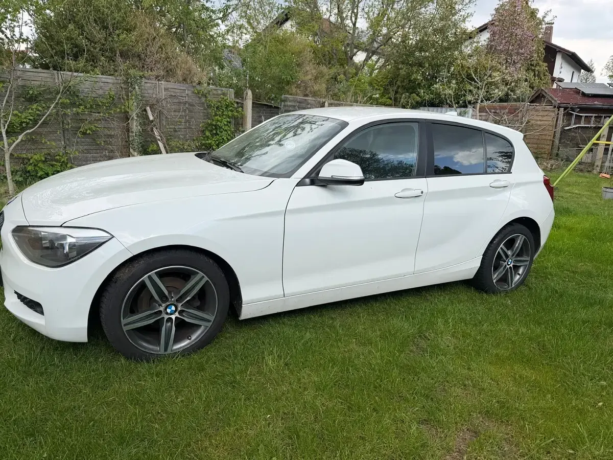 Gebraucht BMW 116 136 PS (100 kW) 2012 Weiß Kleinwagen