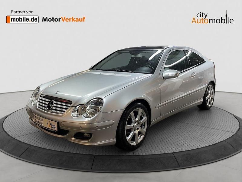 Silber Gebraucht 2007 Mercedes C180 Coupé | 7.480 € (Fairer Preis) - Bild 1/4