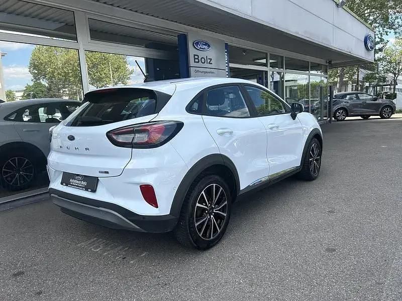 Gebraucht Ford Puma Titanium 125 PS (91 kW) 2021 Weiss (frostweiãÿ) SUV