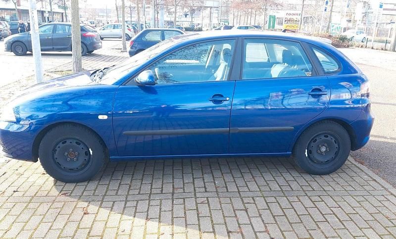 Gebraucht Seat Ibiza 75 PS (55 kW) 2006 Blau Kleinwagen