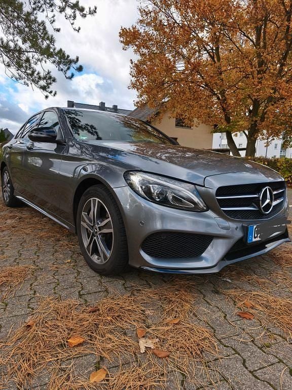 Gebraucht Mercedes C250 AMG line 211 PS (155 kW) 2018 Grau Limousine