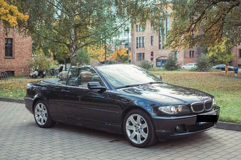 Schwarz Gebraucht 2004 BMW 320 Cabriolet Cabrio | 10.900 € (Fairer Preis) - Bild 1/4
