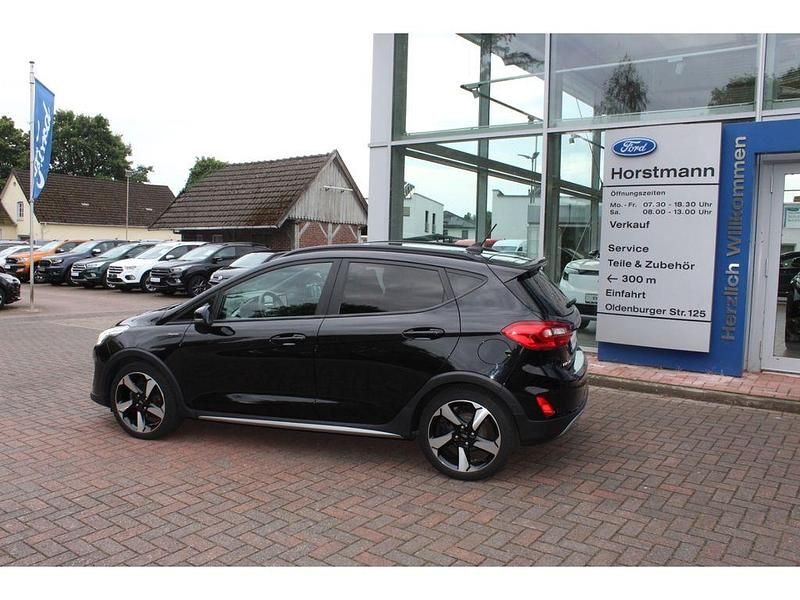 Gebraucht Ford Fiesta Active X 86 PS (63 kW) 2020 Agate black Kleinwagen