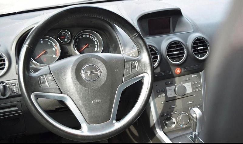 Używany Opel Antara 160 KM (117 kW) 2012 SUV