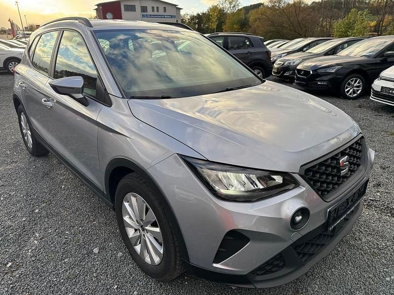 Silber Gebraucht 2024 Seat Arona Style SUV | 19.390 € (Superpreis) - Bild 1/4