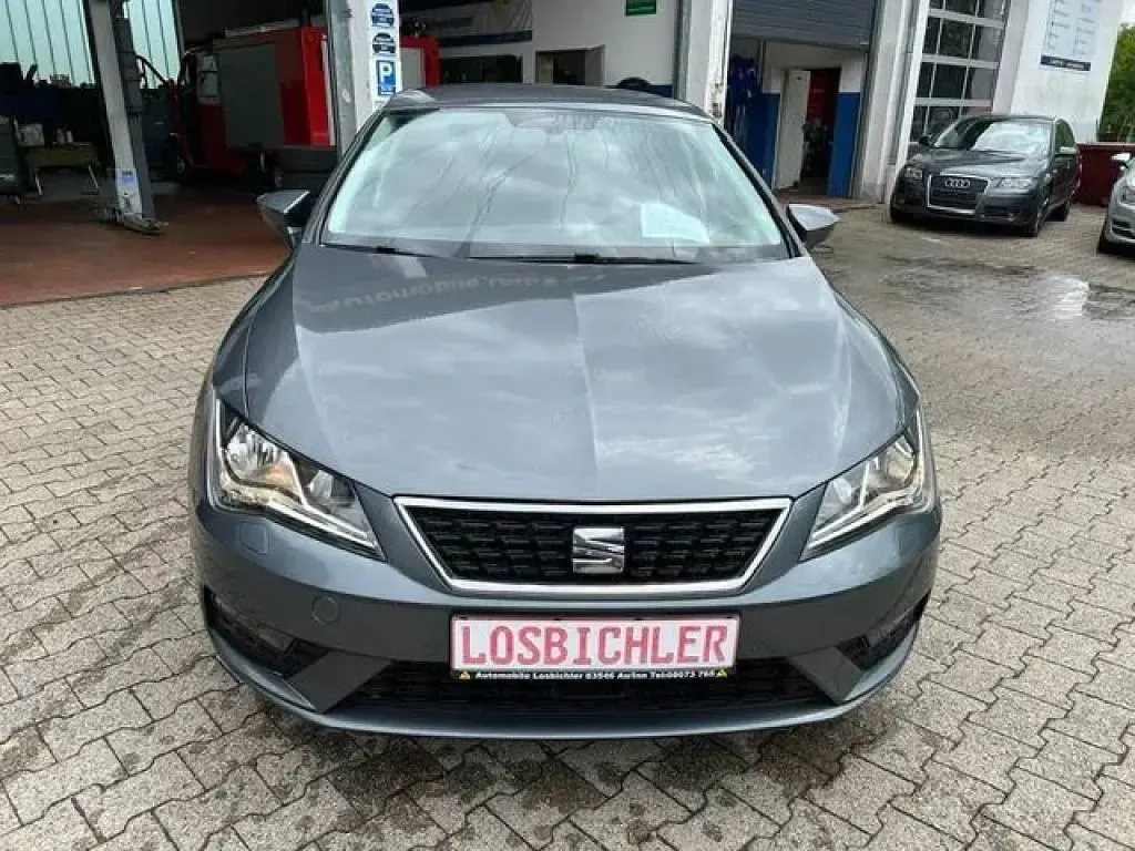 Gebraucht Seat Leon Style 110 PS (80 kW) 2018 Grau Limousine