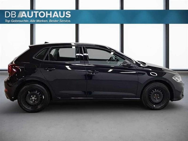 Gebraucht VW Polo Life 95 PS (69 kW) 2023 Schwarz Kleinwagen