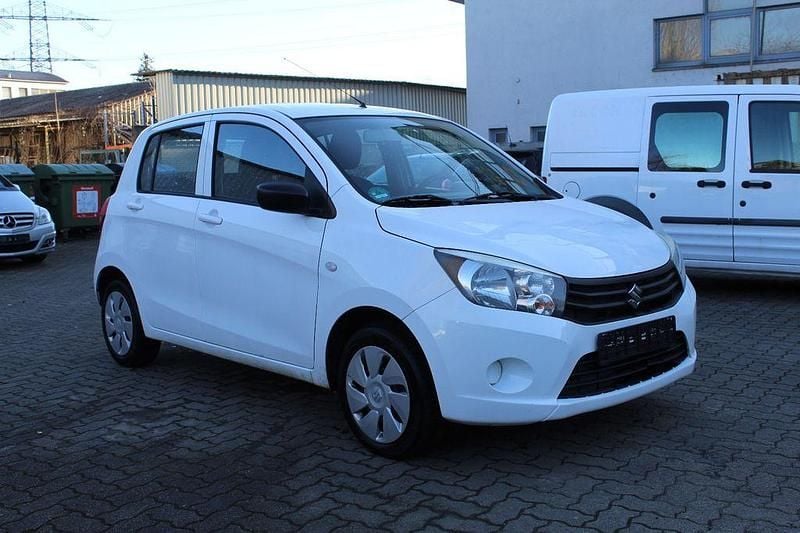 Gebraucht Suzuki Celerio Basic 68 PS (50 kW) 2015 Weiß Kleinwagen