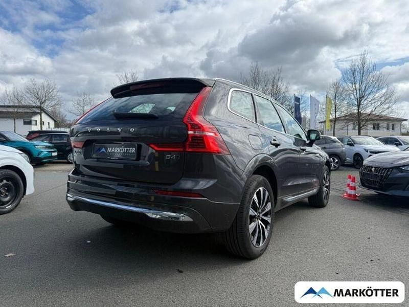 Gebraucht Volvo XC60 Plus 197 PS (144 kW) 2023 Grau SUV