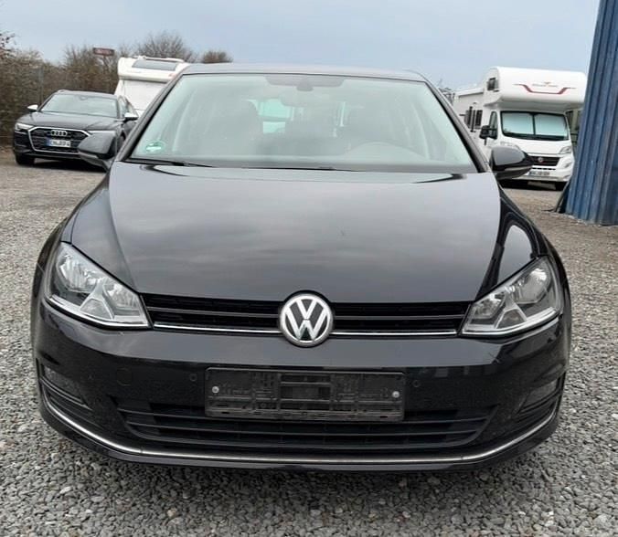 Gebraucht VW Golf VII Allstar 86 PS (63 kW) 2016 Schwarz Kleinwagen