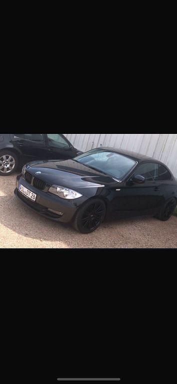 Schwarz Gebraucht 2010 BMW 120 Performance Kleinwagen | 3.500 € (Superpreis) - Bild 1/4