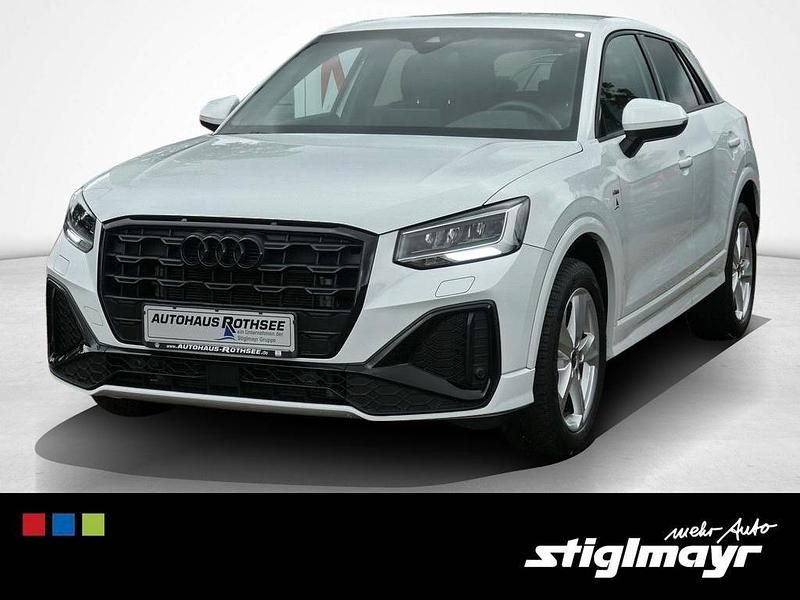 Weiß Gebraucht 2023 Audi Q2 Sport SUV | 29.240 € (Teuer) - Bild 1/4