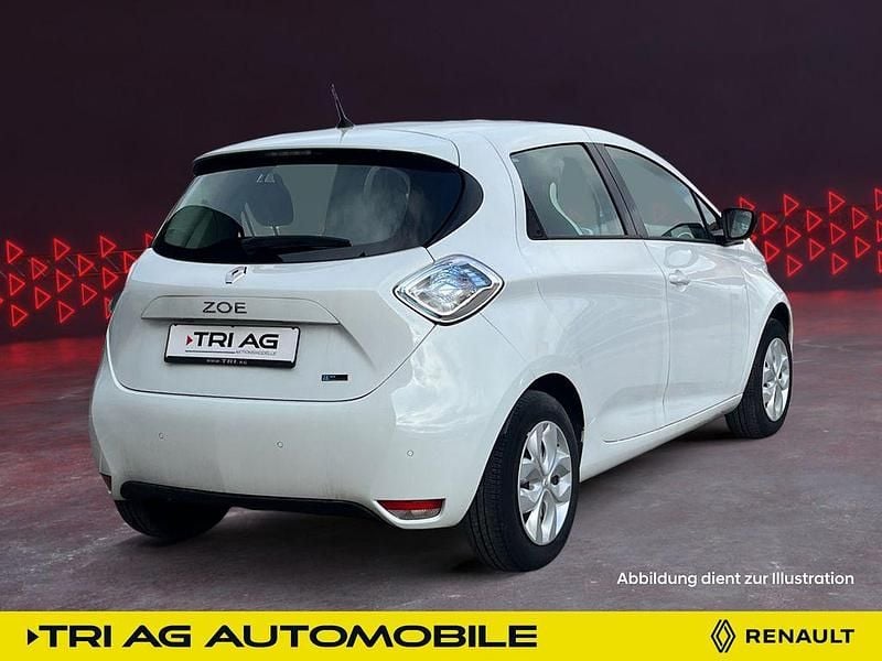 Gebraucht Renault Zoe Life 67 kW (92 PS) 2019 Arktisweiß Kleinwagen