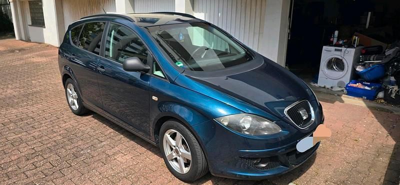 Blau Gebraucht 2007 Seat Altea XL Van / Kleinbus | 2.100 € (Etwas zu teuer) - Bild 1/4
