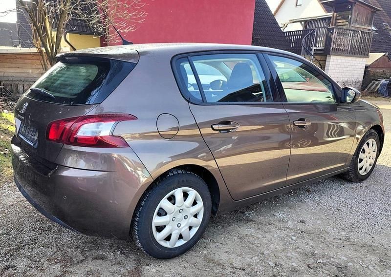 Gebraucht Peugeot 308 Active 131 PS (96 kW) 2015 Pearl Kombi