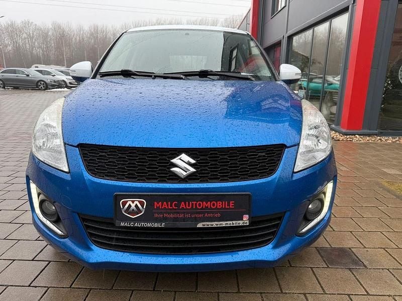 Gebraucht Suzuki Swift Comfort 94 PS (69 kW) 2016 Blau Kleinwagen
