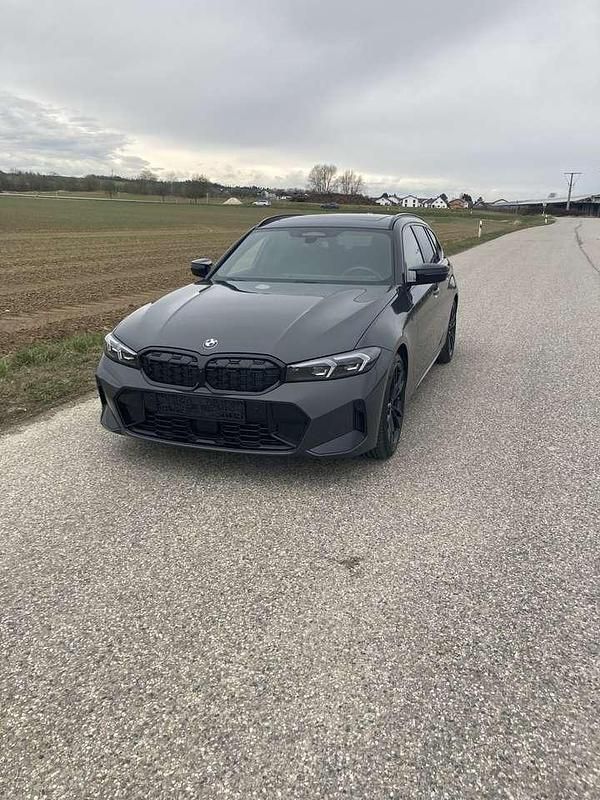 Gebraucht 2023 BMW M340 Limousine | 59.900 € (Teuer) - Bild 1/4