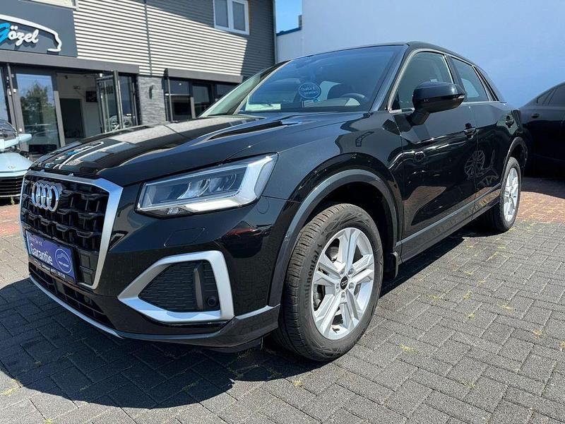 Schwarz Gebraucht 2024 Audi Q2 Advanced Plus SUV | 27.990 € (Fairer Preis) - Bild 1/4