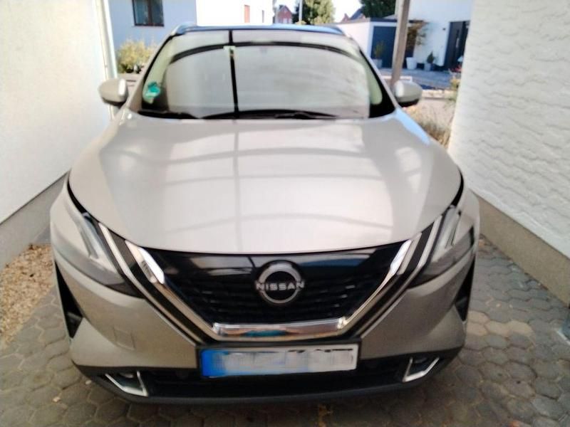 Silber Gebraucht 2023 Nissan Qashqai N-Connecta SUV | 26.800 € (Guter Preis) - Bild 1/4