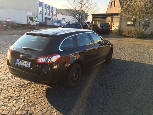Gebraucht Peugeot 508 150 PS (110 kW) 2013 Schwarz Kombi