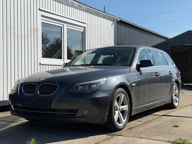 Grau Gebraucht 2008 BMW 530 Limousine | 5.250 € (Superpreis) - Bild 1/4