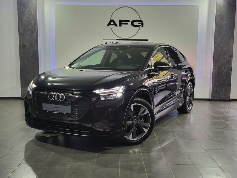 Mythosschwarz metallic Gebraucht 2022 Audi Q4 Sportback e-tron Basis SUV | 31.995 € (Etwas zu teuer) - Bild 1/4