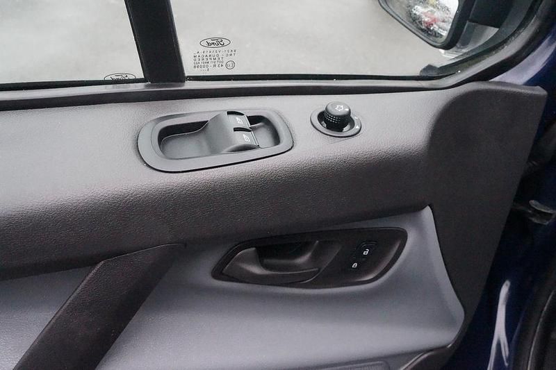 Gebraucht Ford Transit Custom 101 PS (74 kW) 2016 Blau Van / Kleinbus