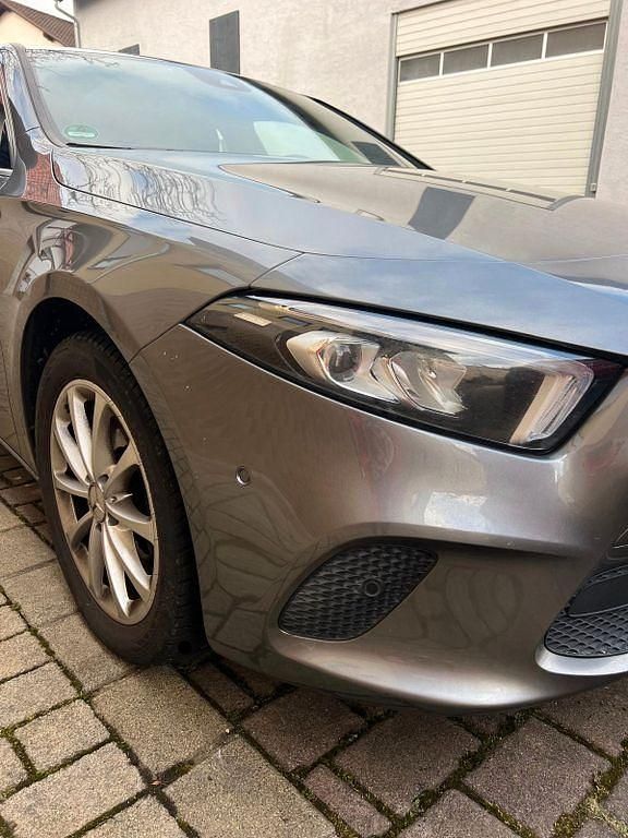 Gebraucht Mercedes A220 190 PS (139 kW) 2018 Grau Limousine