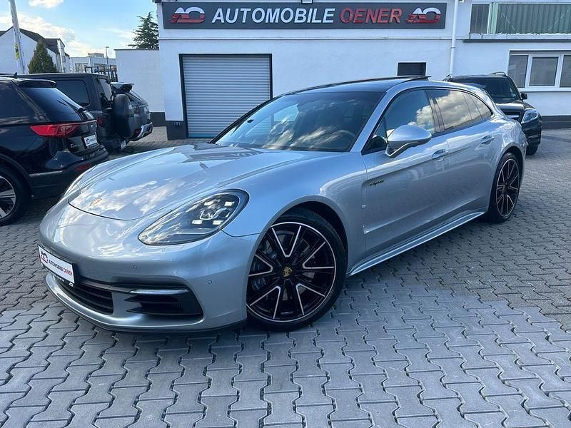 Silber Gebraucht 2020 Porsche Panamera S E-Hybrid Sport Turismo Limousine | 56.490 € (Superpreis) - Bild 1/4