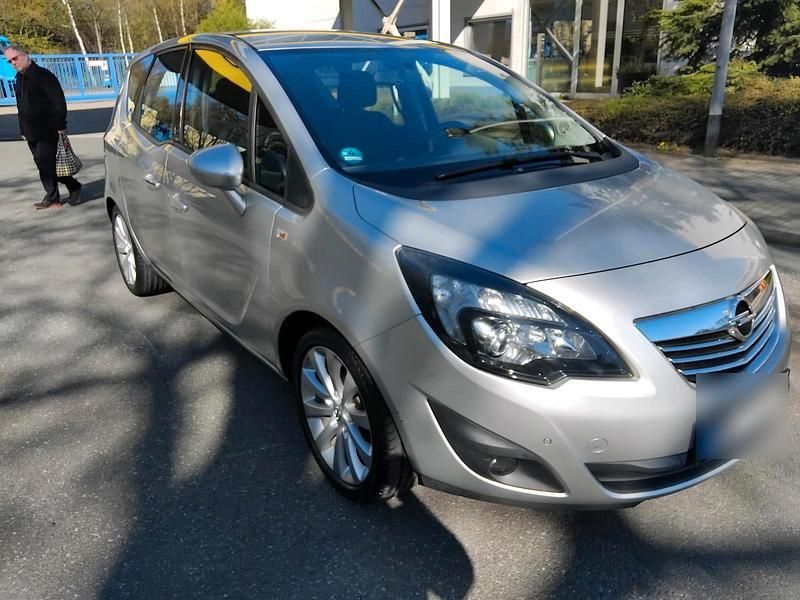 Gebraucht Opel Meriva 120 PS (88 kW) 2010 Silber Van / Kleinbus