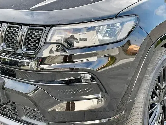 Gebraucht Jeep Compass Altitude 131 PS (96 kW) 2024 Schwarz SUV